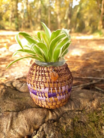 Vase pignon violet - violet foncé
