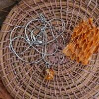 Collier "boule bois de pigne"