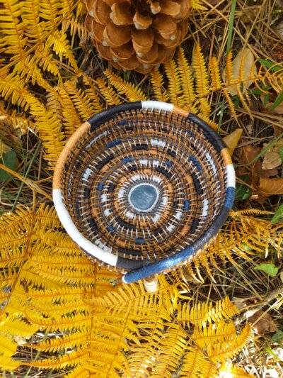 Corbeille Pierre Opale bleue